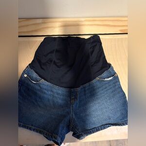 Ingrid & Isabel Maternity Jean Shorts